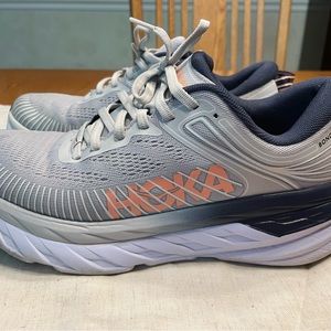 Womens Hoka athletic shoe. Size 7.5 Bondi 7. Worn 3 to 4 times.